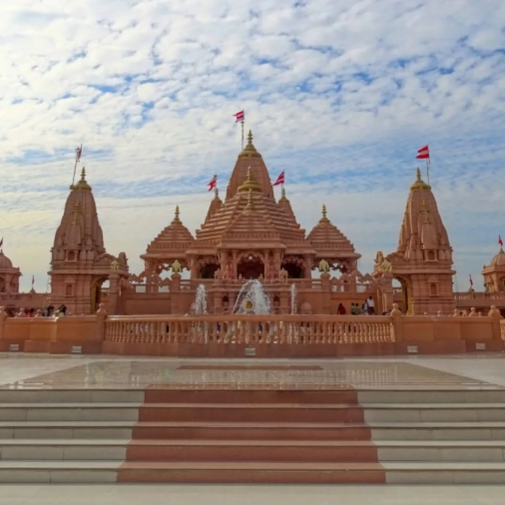 Nilkanth Dham Swaminarayan Temple - Poicha