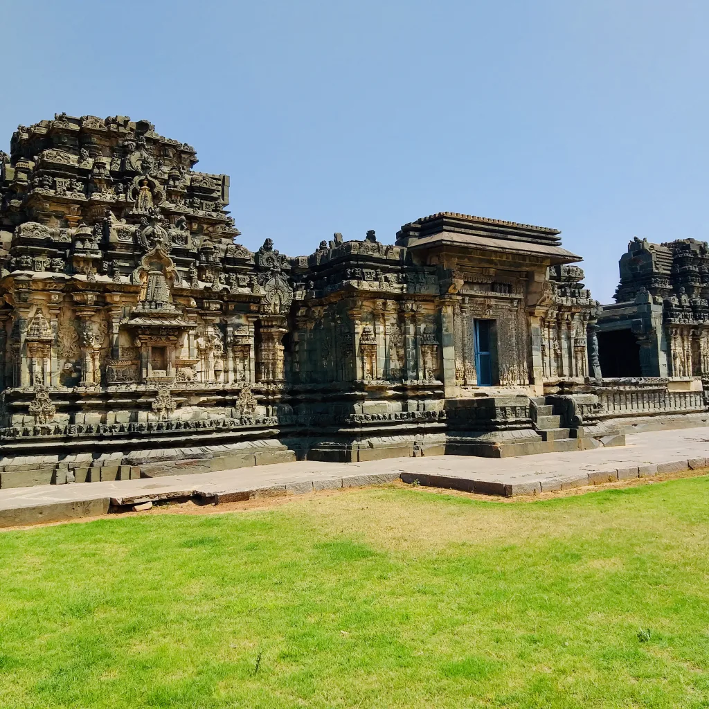 Kasivisvesvara Temple - Lakkundi