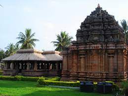 Hooli Panchalingeshwar Temple