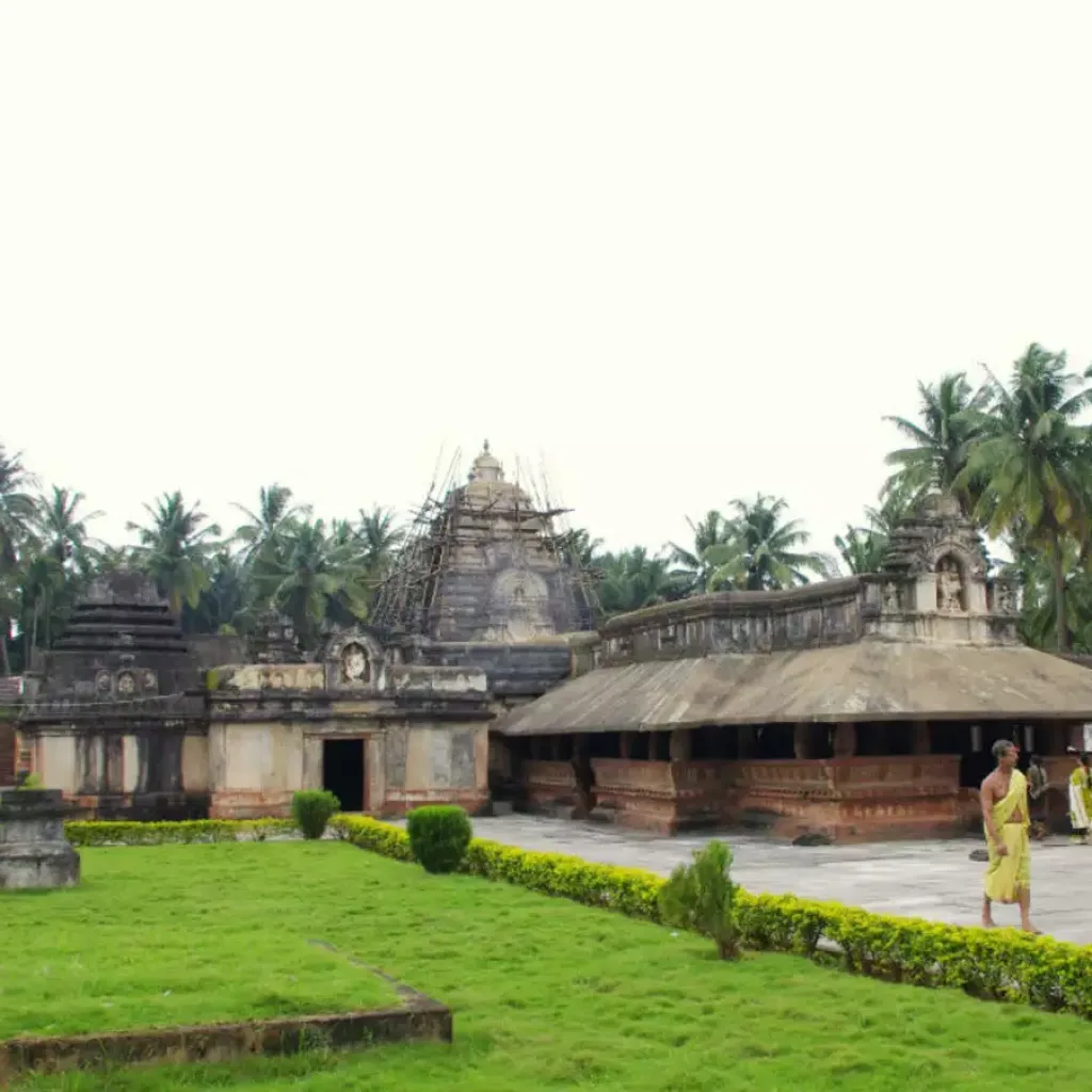 Madhukeshwara Temple - Banavasi