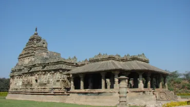 Brahma Jinalaya temple - Lakkundi