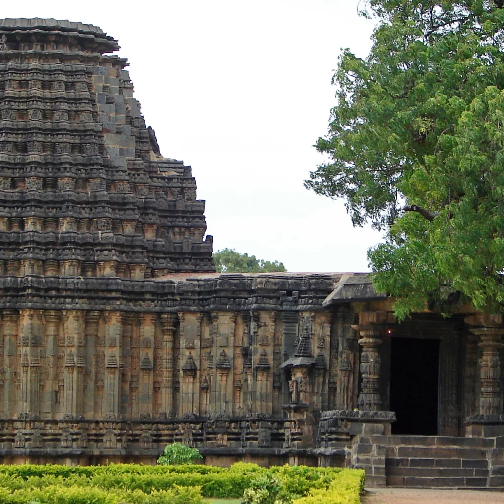Doddabasappa Temple - Dambal