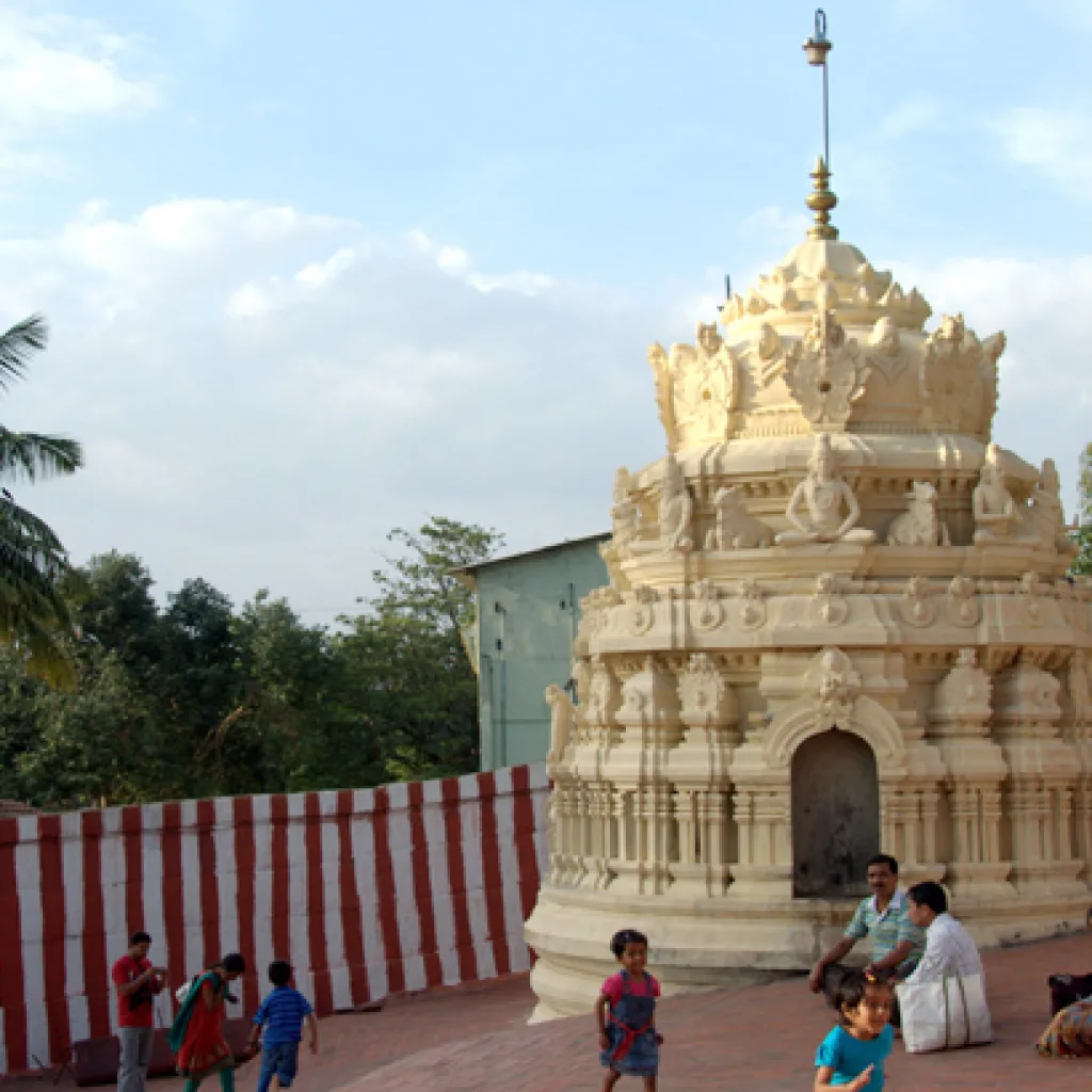Gavi Gangadhareshwara Temple