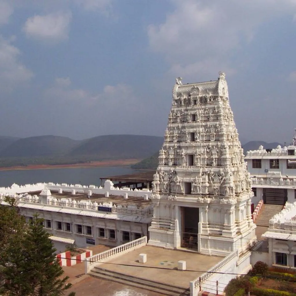 Sri Veera Venkata Sathyanarayana Swamy - Annavaram