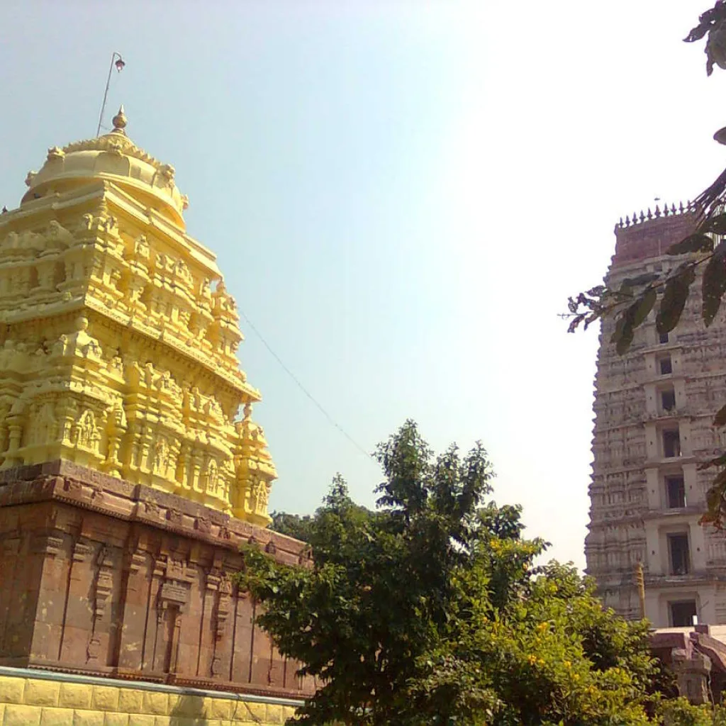 Panakala Lakshmi Narasimha Swamy Temple - Mangalagiri