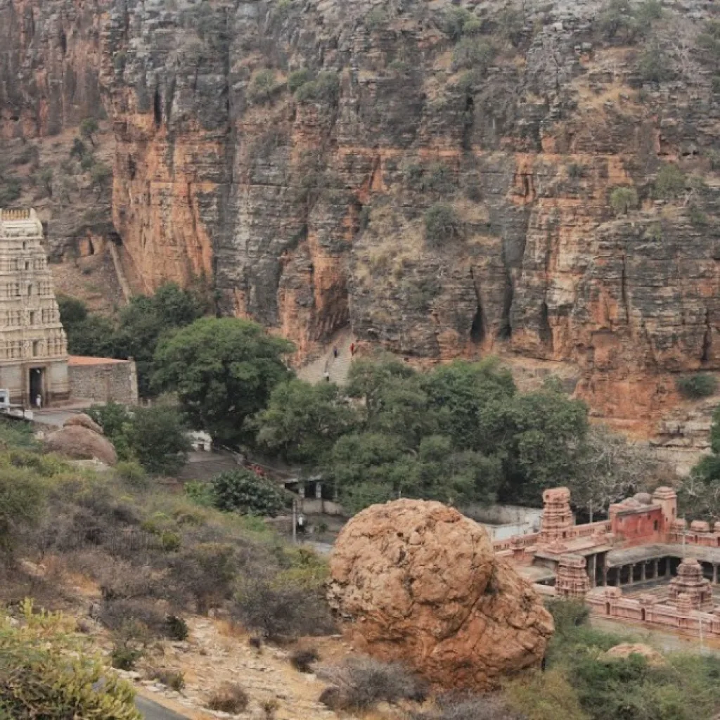 Uma Maheshwara Temple - Yaganti