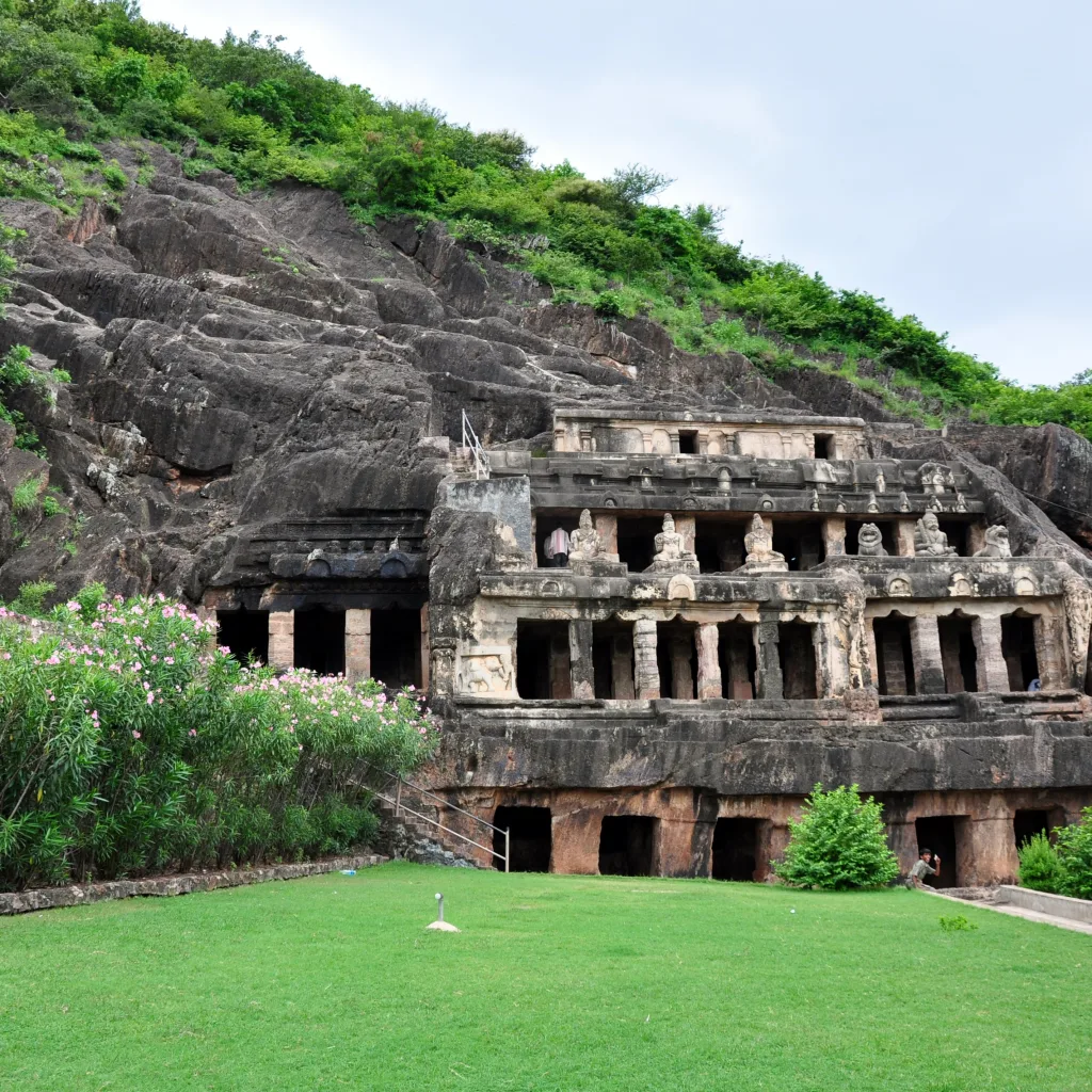 Undavalli Caves - Guntur
