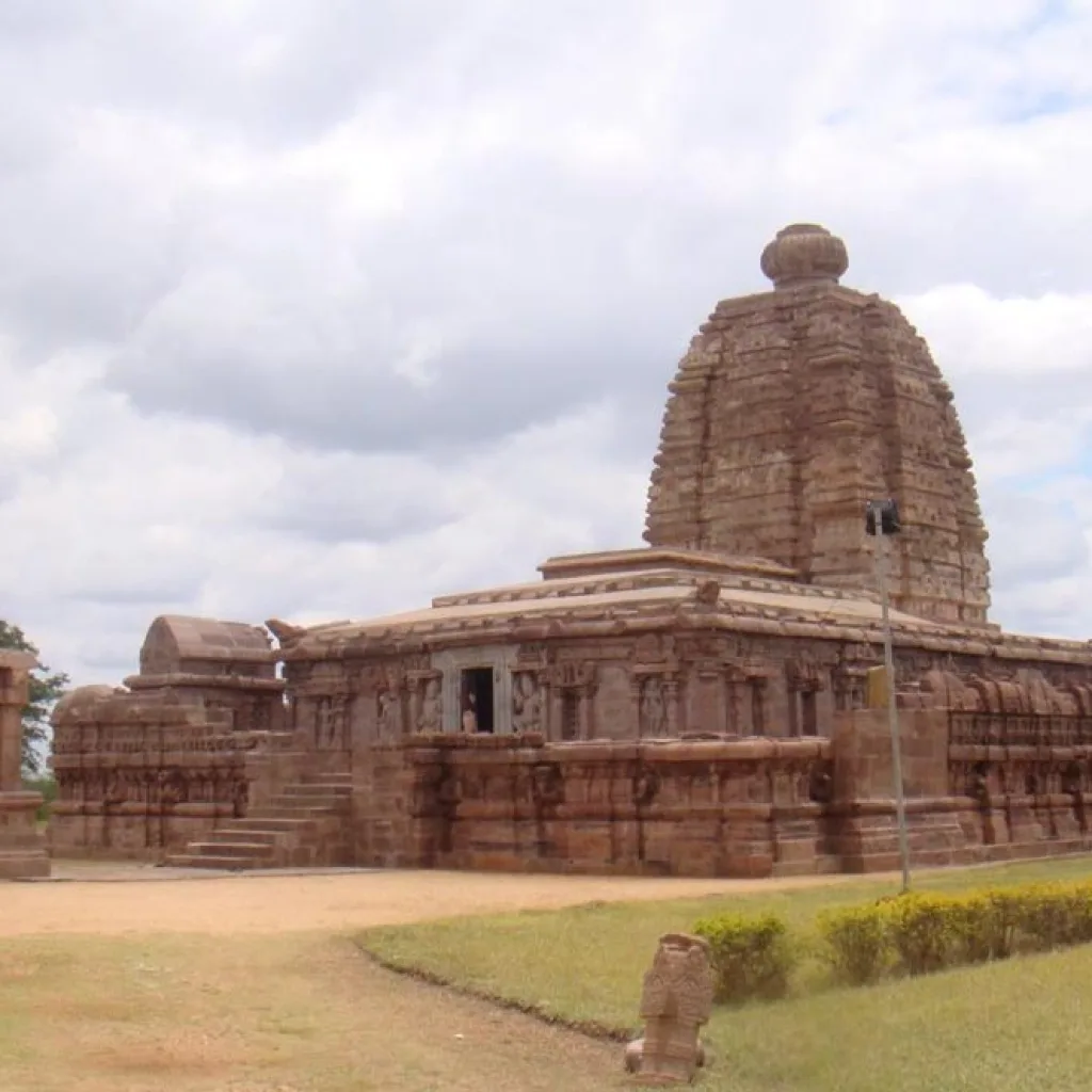 Sri Jogulamba Bala Brahmeswara Swamy Temple - Alampur
