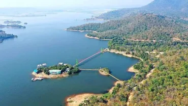 Laknavaram Lake
