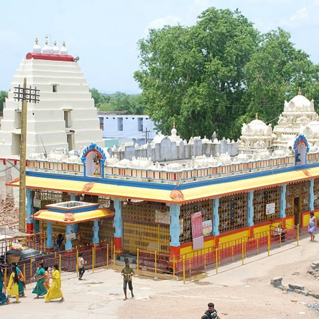 kuravi temple